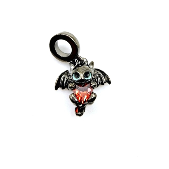 Black Dragon Sterling Silver Charm Red Heart Heart New - Picture 1 of 3